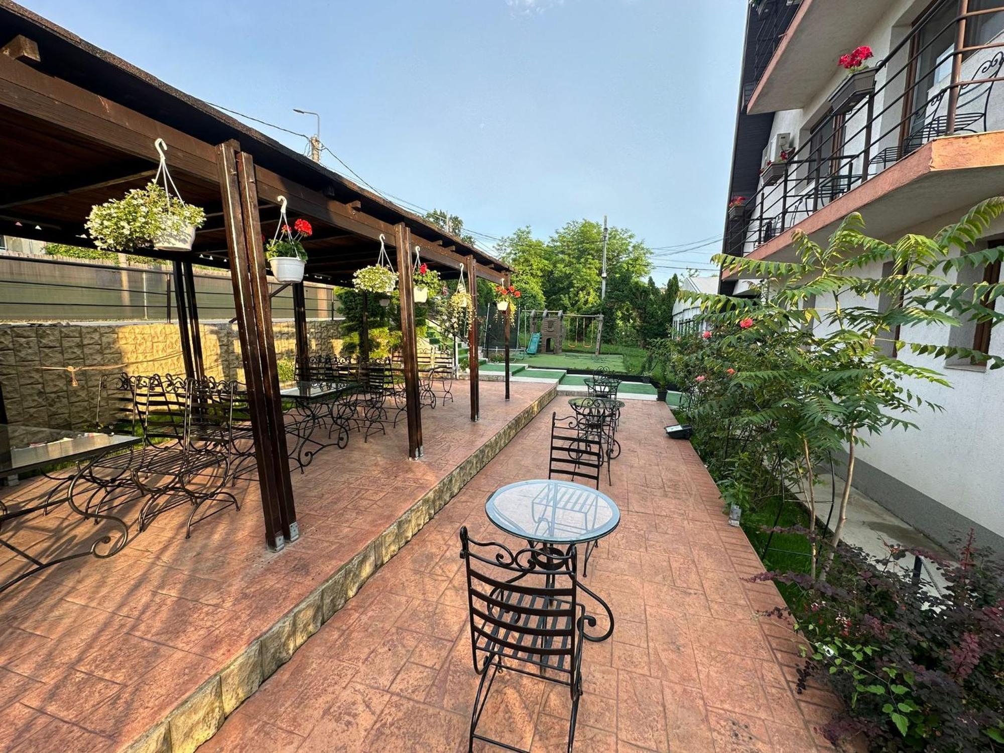 Shamrock Inn 이아시 외부 사진